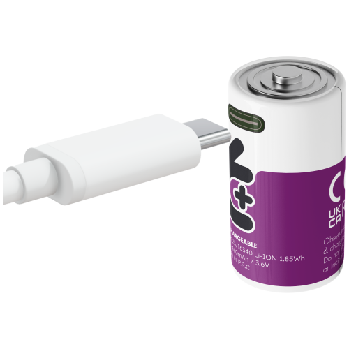 2 Акумулаторни батерии C Li-Ion Uniross 1.5V 3000 mAh + USB Type C